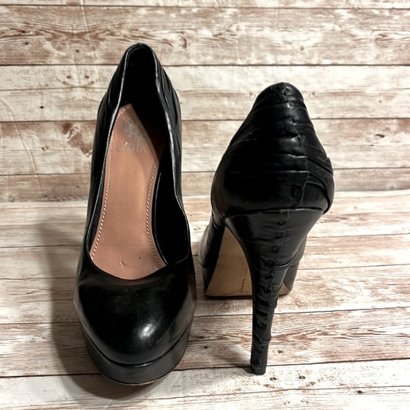 Vince Camuto Black Leather Stiletto Heels Size 9B/38 - Picture 1 of 13